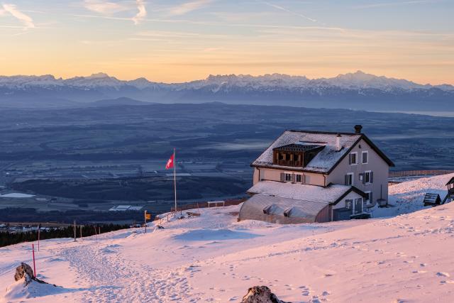 chasseron-graf-dominic-5_DEFAULT.jpg