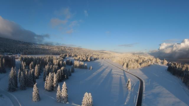 vue-aerienne-les-cluds-hiver_DEFAULT.jpg