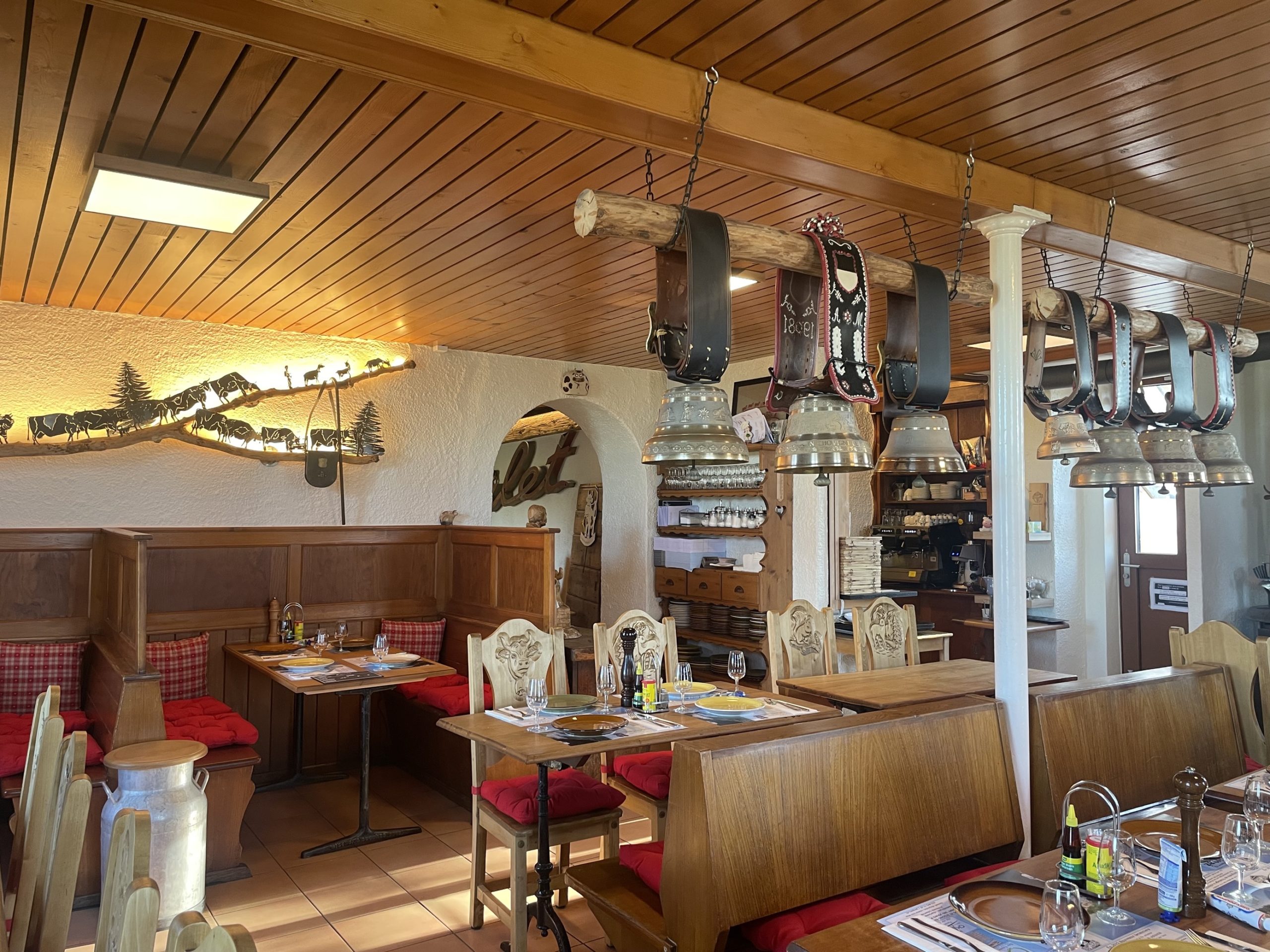 Chalet-Restaurant du Mont de Baulmes © Justine Paillard